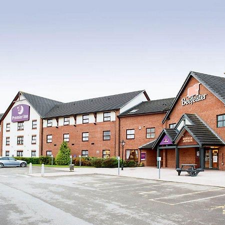 Premier Inn Premier Inn Preston East Exterior photo
